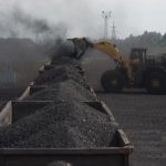 Китай сократит объем производственных мощностей в угольной и сталелитейной сферах